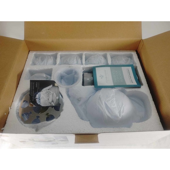 **NIB** TEABLOOM Timeless Moments Celebration 40oz - Picture 2 of 5